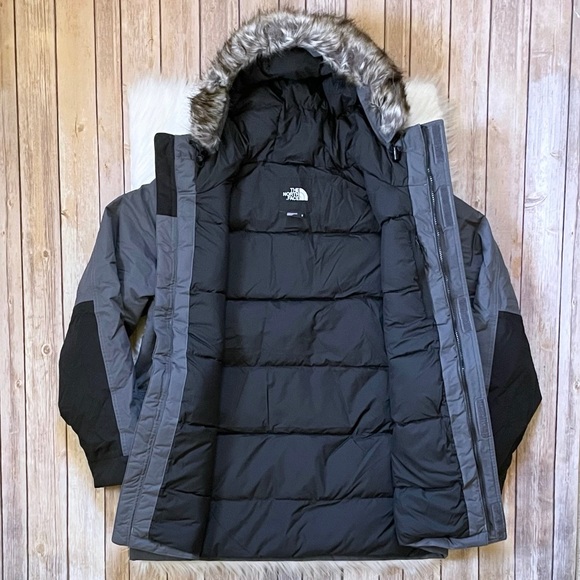 The North Face Men’s McMurdo Waterproof Parka In Vanadis Grey - Picture 6 of 9